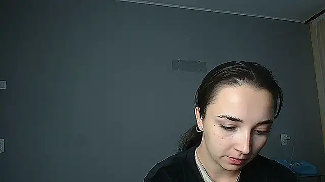 Snapshot of Eva_Gloryy chatting on September 22, 2:37 pm Eva Gloryy online show from September 22, 2:37 pm