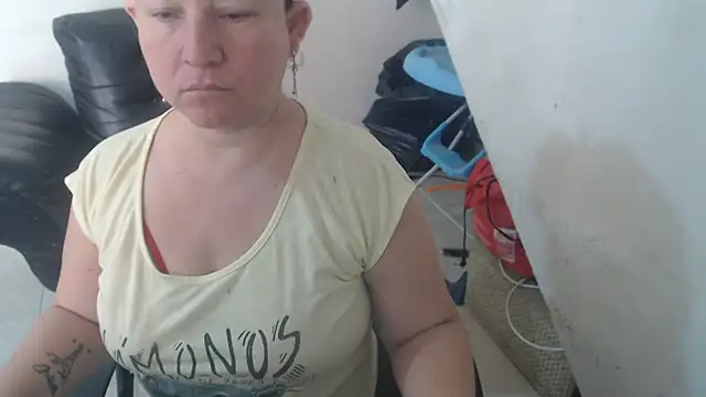 Yohis Kiut25 online show from November 15, 7:15 pm