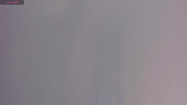 Snapshot of angel_x13 chatting on October 31, 3:27 pm angel x13 online show from October 31, 3:27 pm