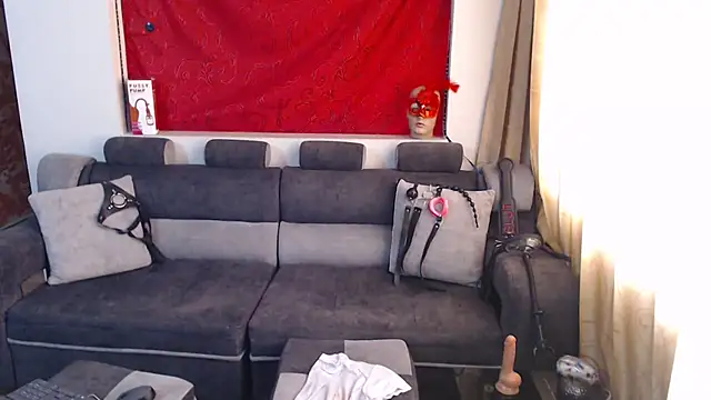 Snapshot of sachaclinford chatting on September 27, 8:16 pm sachaclinford online show from September 27, 8:16 pm