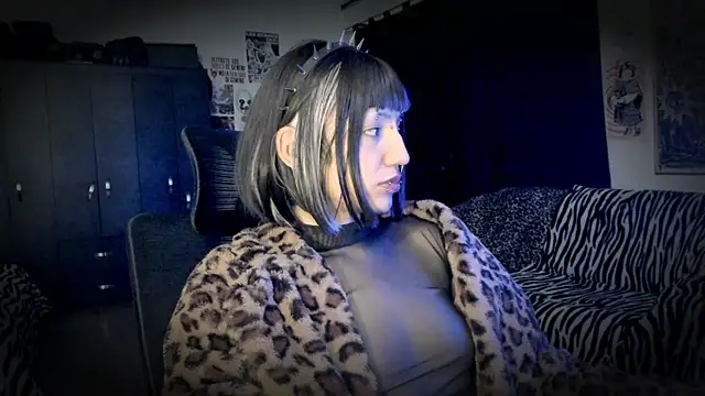 roxy toxic online show from July 9, 1:52 am