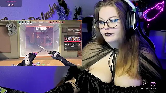 EveBaker04 online show from October 20, 12:19 pm