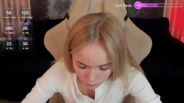 Snapshot of DakotaaJohnnson chatting on October 11, 9:14 am DakotaaJohnnson online show from October 11, 9:14 am