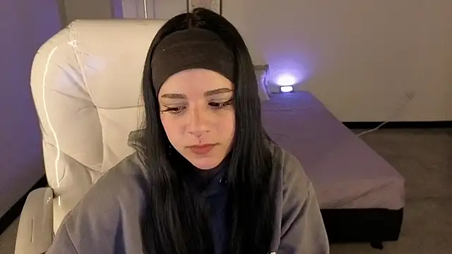 Snapshot of Nicole_Foxx_ chatting on October 7, 8:24 pm Nicole Foxx online show from October 7, 8:24 pm