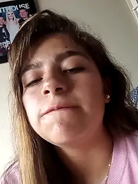 Kitten Cam online show from October 31, 12:53 pm