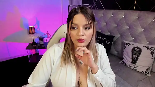 victoria  floyd online show from February 10, 8:56 pm