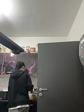 Ciara2004 online show from January 15, 10:38 pm