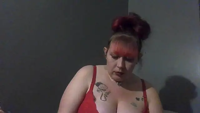 DoobieTrippin420 online show from November 4, 11:21 pm