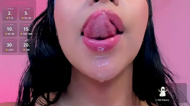 sophierooy22 online show from November 14, 8:31 pm