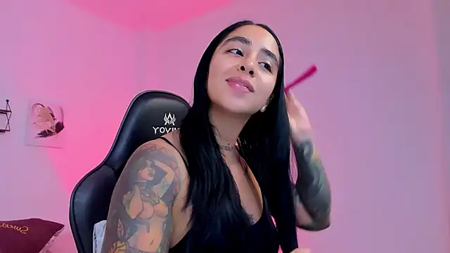 sophierooy22 online show from March 6, 3:18 pm