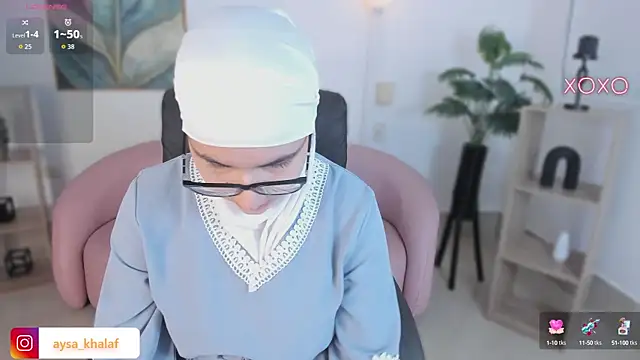 Snapshot of Ayha_khalaf chatting on October 15, 1:19 am Ayha khalaf online show from October 15, 1:19 am