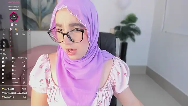 Snapshot of Ayha_khalaf chatting on September 30, 2:39 am Ayha khalaf online show from September 30, 2:39 am