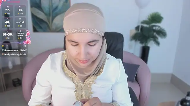 Snapshot of Ayha_khalaf chatting on September 24, 1:59 am Ayha khalaf online show from September 24, 1:59 am