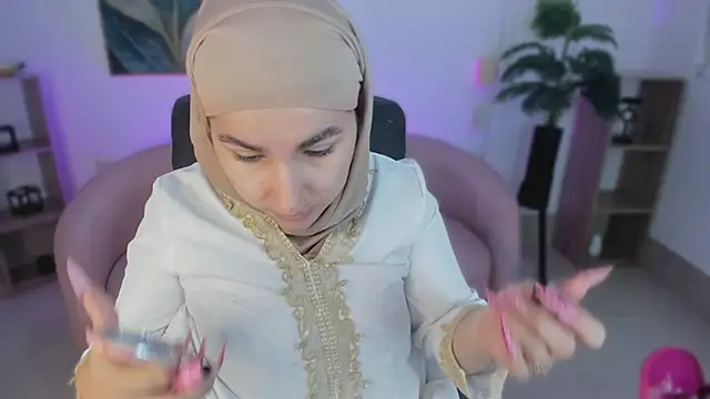 Ayha khalaf online show from February 19, 1:49 am