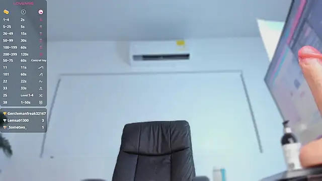 Snapshot of Ayha_khalaf chatting on October 5, 3:22 am Ayha khalaf online show from October 5, 3:22 am