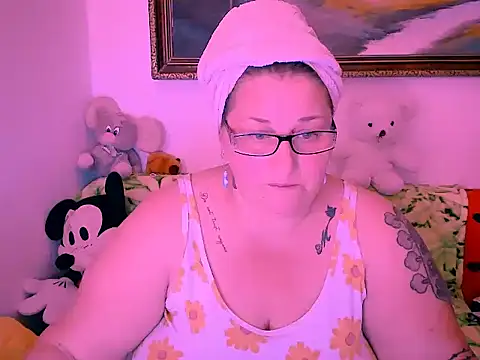 mayamayx online show from October 19, 7:27 pm