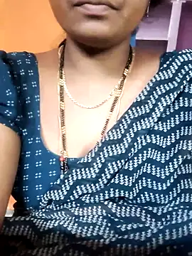 Snapshot of Vani19 chatting on September 28, 2:44 pm Vani19 online show from September 28, 2:44 pm
