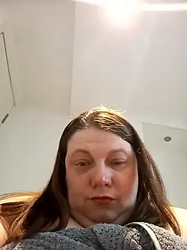 HotHornyEmmaX online show from March 22, 5:30 pm