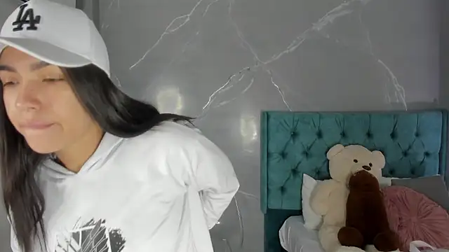 fierygroup online show from March 8, 1:35 am