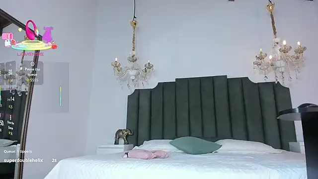 Snapshot of CattalinaStorm_ chatting on October 2, 2:55 pm CattalinaStorm online show from October 2, 2:55 pm