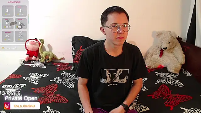 Snapshot of Tina_4_Charlie chatting on October 10, 2:00 pm Tina 4 Charlie online show from October 10, 2:00 pm