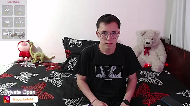 Snapshot of Tina_4_Charlie chatting on October 9, 11:36 am Tina 4 Charlie online show from October 9, 11:36 am