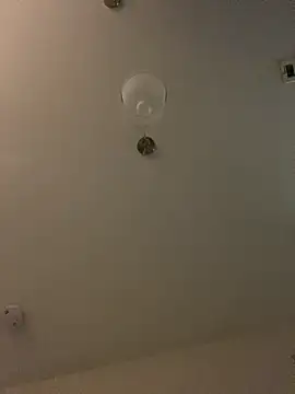 theprettysoles online show from December 15, 11:32 pm