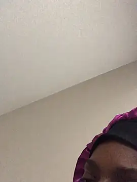 theprettysoles online show from August 1, 2:41 pm