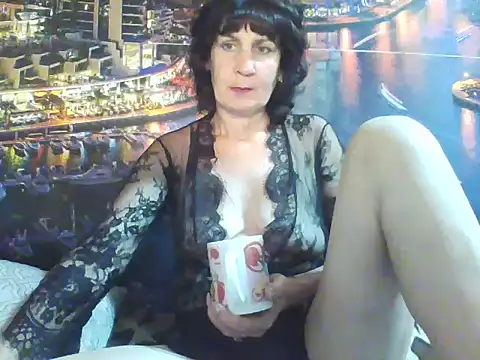 Laura Kiss online show from September 8, 4:06 pm