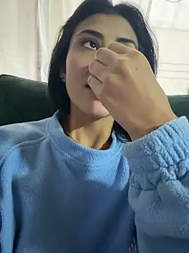 fiorella paris online show from April 1, 8:39 pm