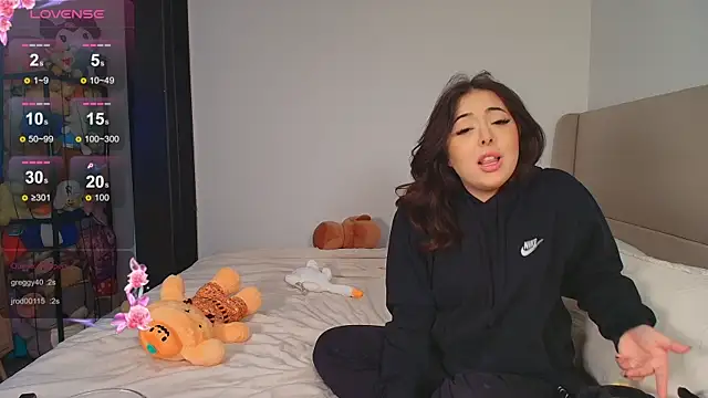 LiloshRoxy online show from October 29, 12:48 am