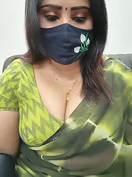 Queenflowerr online show from July 11, 6:08 pm