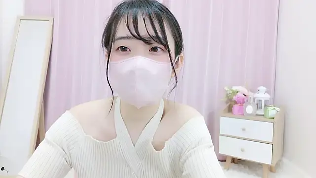 SOPHIA JP online show from September 8, 3:55 pm