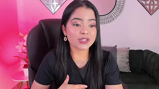 Layla Breezee online show from February 8, 12:53 pm