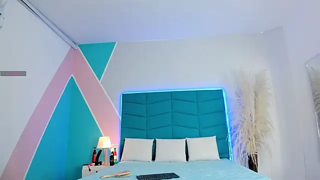 Luciana brown  online show from November 21, 10:12 pm