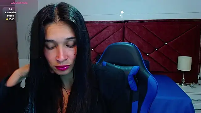 victoria adams07 online show from January 10, 1:49 pm