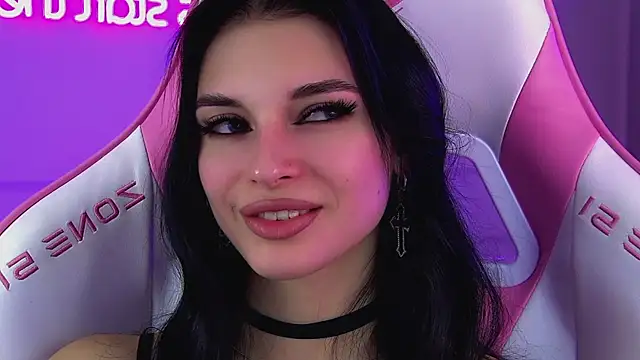 BeverlyMost online show from February 24, 7:34 pm