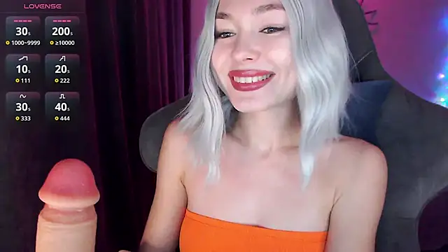 Ohmy Nora  online show from February 9, 9:44 am