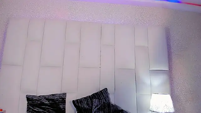 Snapshot of Angeles_Busst chatting on October 24, 8:49 pm Angeles Busst online show from October 24, 8:49 pm