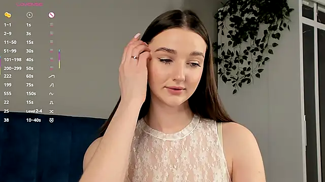 GeorginaDudley online show from October 3, 7:13 am