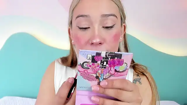 Lannajansen online show from November 5, 2:22 pm