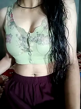 Snapshot of Khushi-Star chatting on October 4, 4:29 am Khushi-Star online show from October 4, 4:29 am