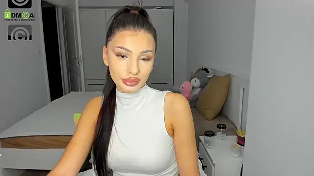 Snapshot of HelenShawn chatting on October 28, 9:41 pm HelenShawn online show from October 28, 9:41 pm