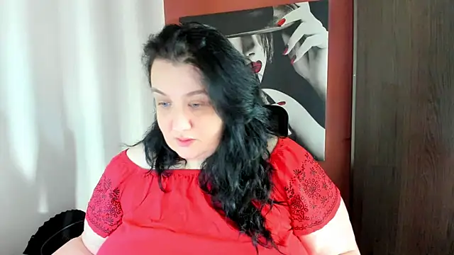 QueenOfHaze online show from July 9, 8:39 am