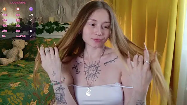 Yo Pixxie online show from September 16, 5:59 am