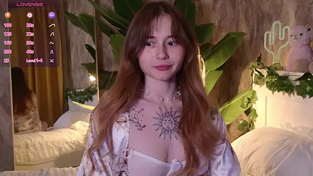 Yo Pixxie online show from October 31, 6:01 pm