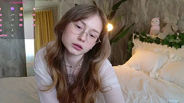 Yo Pixxie online show from September 25, 8:02 am