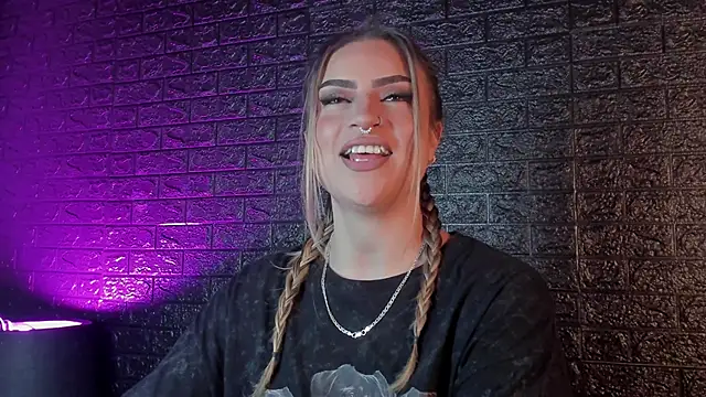 Valka praskov online show from November 15, 1:34 pm