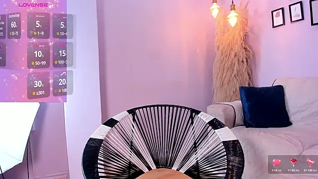 Snapshot of alana_rossetti chatting on September 15, 12:46 pm alana rossetti online show from September 15, 12:46 pm