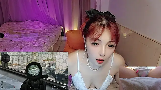 Snapshot of Song_99 chatting on October 25, 1:30 pm Song 99 online show from October 25, 1:30 pm